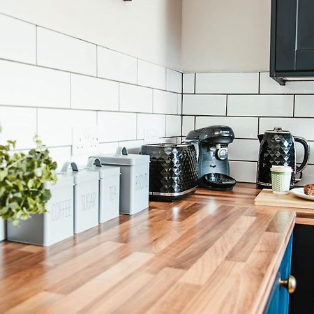 Beautiful Character 3 Bed City Centre Apartment Bath Eksteriør bilde