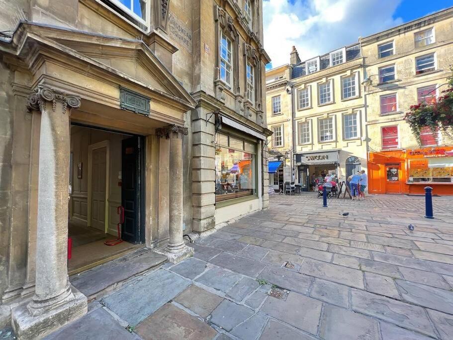 Beautiful Character 3 Bed City Centre Apartment Bath Eksteriør bilde