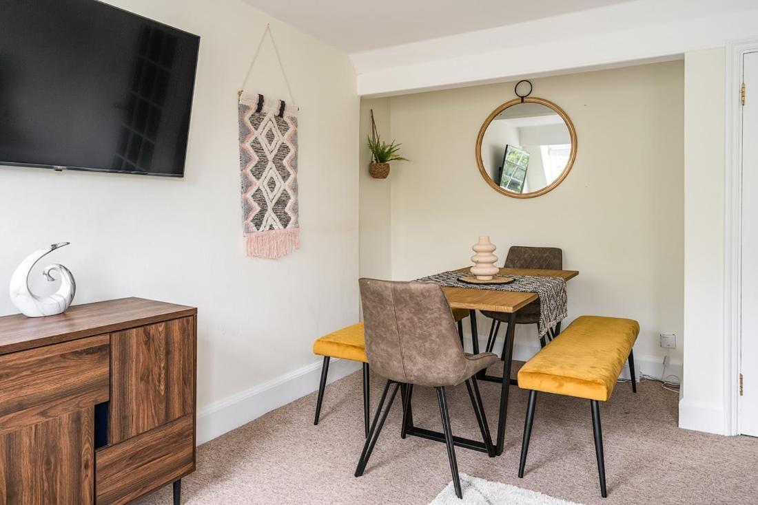 Beautiful Character 3 Bed City Centre Apartment Bath Eksteriør bilde