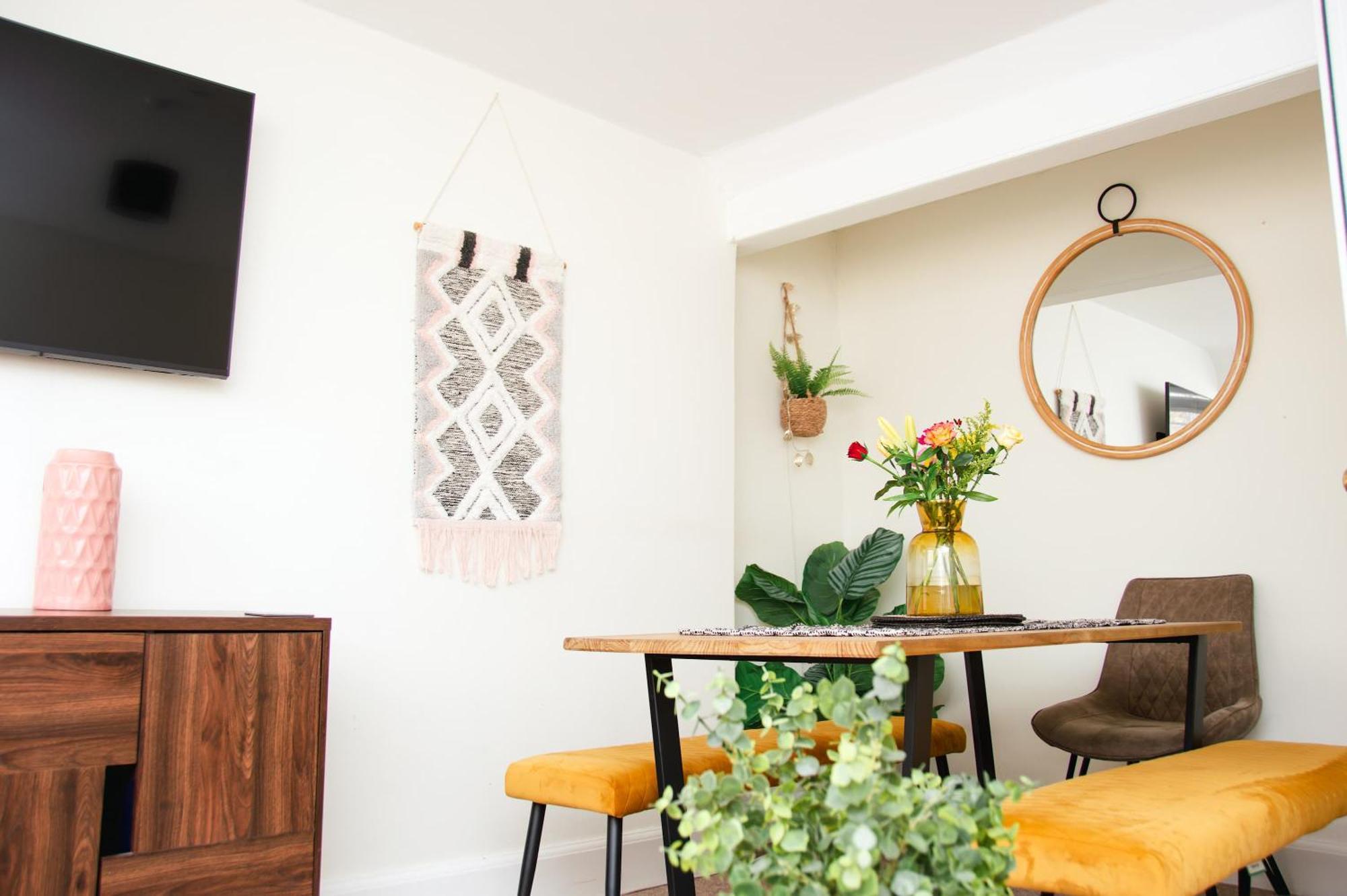 Beautiful Character 3 Bed City Centre Apartment Bath Eksteriør bilde